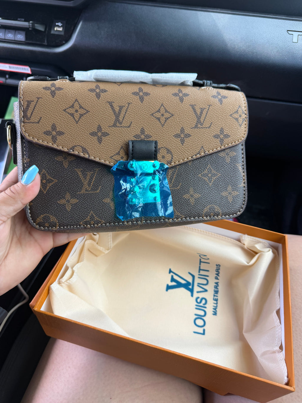 Cartera de alta calidad elegante LV